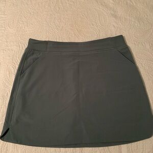 32 Degrees Women's Light Green Skirt